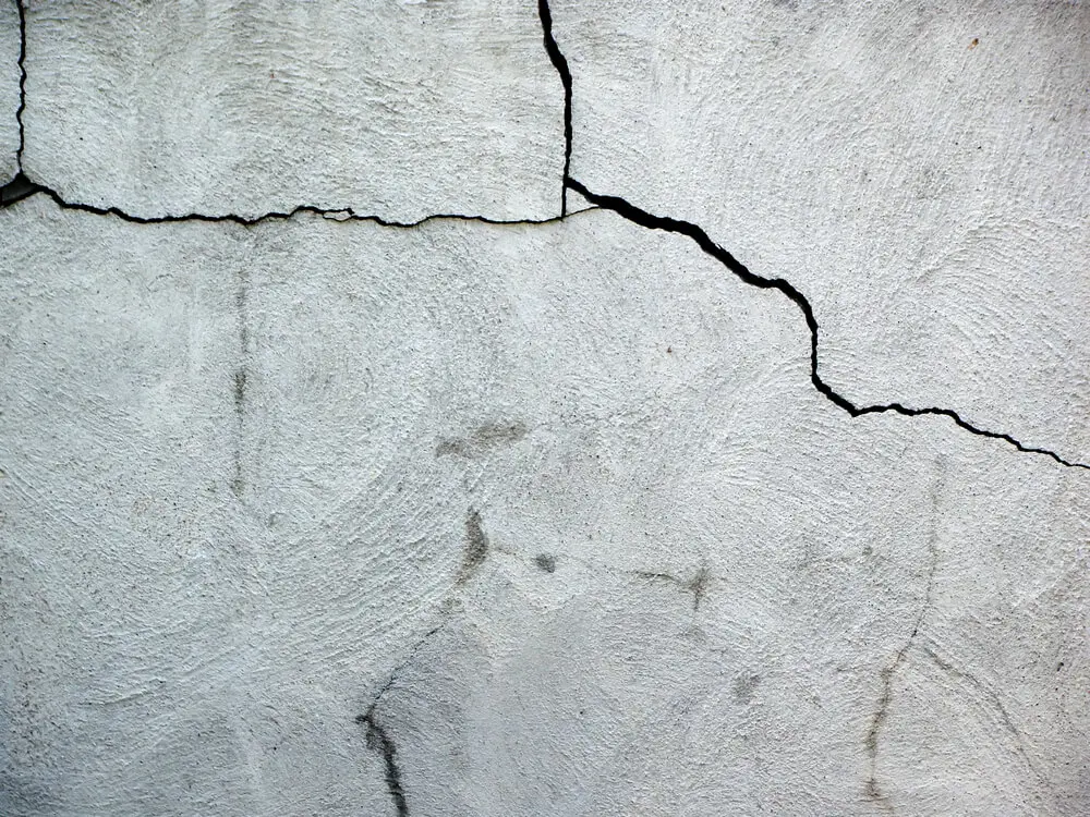 concrete cracks
